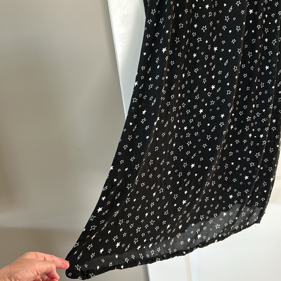 Chaser Celestial Stars & Lightning Bolts V-Neck V-Back Empire Waist Maxi Dress - Picture 11 of 11